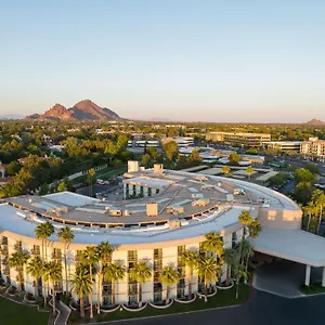 Embassy By Hilton Biltmore Hotel Phoenix